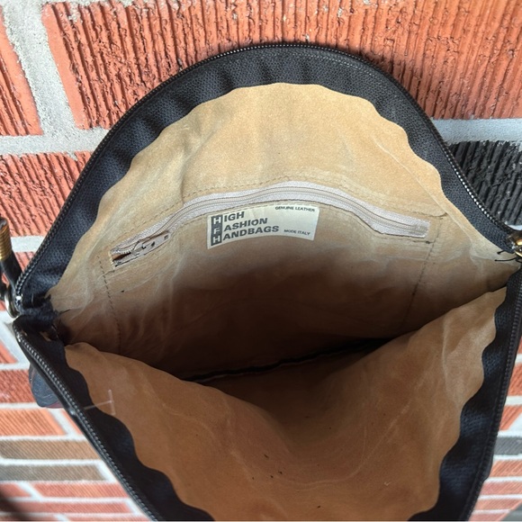 Vintage Italian leather purse - Picture 6 of 9